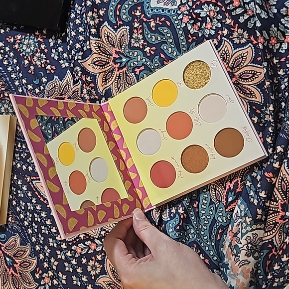 Beauty Bakerie sour ya doin'? Eyeshadow palette - Picture 3 of 3